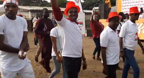 Arbre de Noël : Solibra se joint à la Fondation Magic System