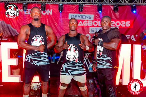 2 LOLO, MÊME SOUS LA PLUIE, FRAPPE FORT ET REMPORTE LA FINALE COMMUNALE DE DOPPEL AGBÔLÔ A KORHOGO !