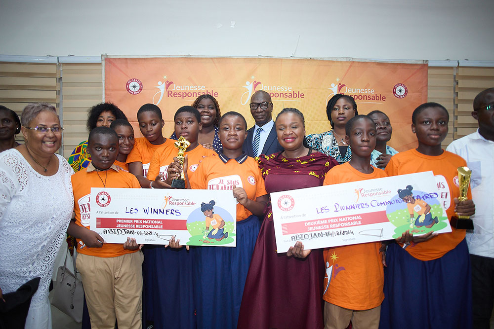 1ère édition du concours PEACE : un engagement pour la jeunesse et le développement durable