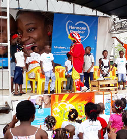 SOLIBRA fête avec les villages S.O.S de C.I.