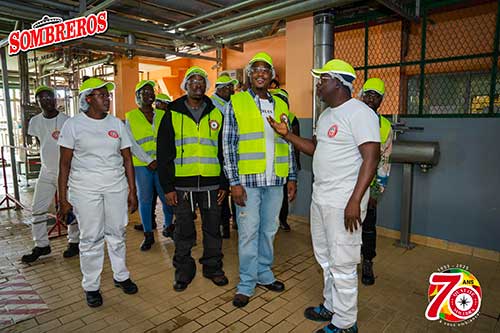 Zagba le Requin et Samo Samo dans les coulisses de fabrication de votre bière préférée : SOMBREROS