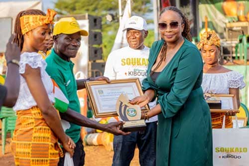 Solibra réaffirme son engagement en faveur de la protection de l'environnement et du développement de la jeunesse.