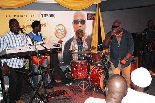 SOIREE GOLD AU PAMS AVEC JOHN YALLEY