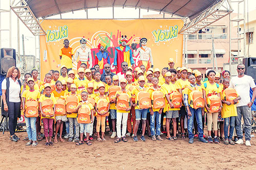 SOLIBRA ET DES ONGs SENSIBILISENT DES JEUNES DE YOPOUGON