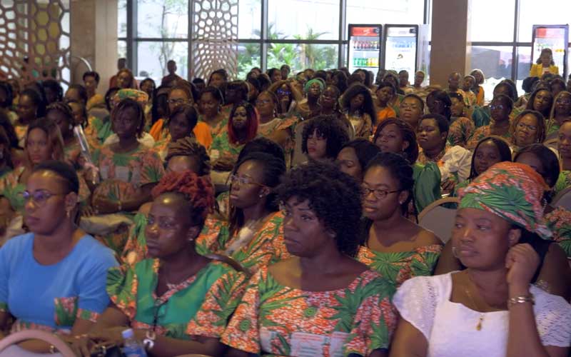  Solibra.ci célèbre avec les femmes de ses différentes usines la journée du 08 mars 