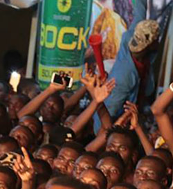 Au FEMUA, la bière officielle c’est BOCK !