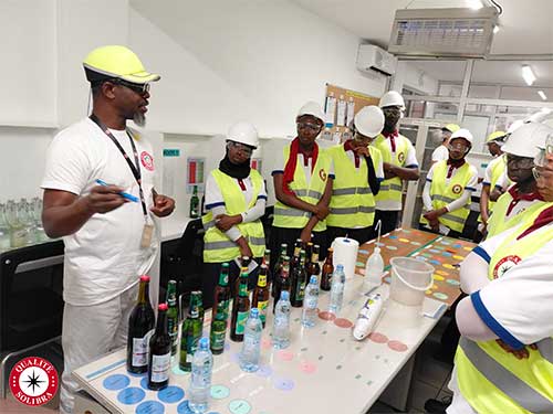 Visite académique : des étudiants à la découverte des standards qualité de SOLIBRA