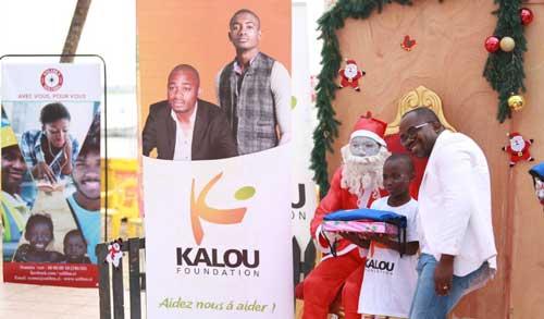 Arbre de Noël / La Fondation Kalou et Solibra avec l’orphelinat des filles de Grand-Bassam