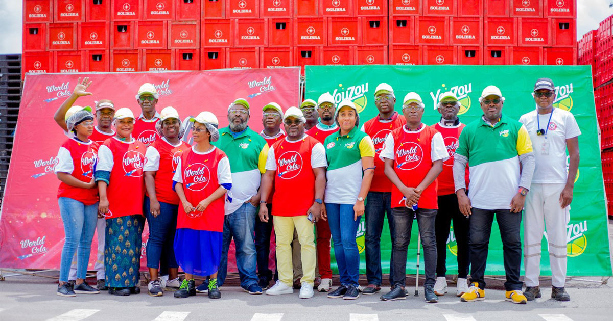 Les propriétaires de maquis et bars de Côte d’ivoire (PPMBR-CI) visitent l’usine de production de boissons gazeuses de SOLIBRA