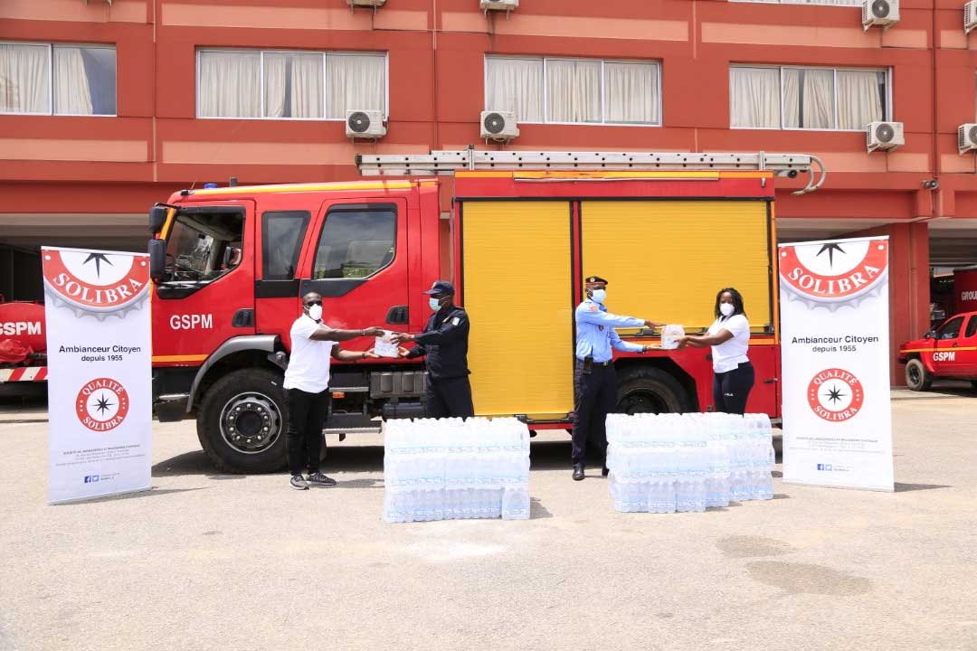 Lutte contre la maladie à Coronavirus / SOLIBRA offre 4.000 bouteilles d'eau au GSPM et au BPS