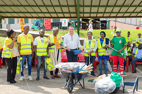 Première édition de la CLEAN UP DAY SOLIBRA : un engagement responsable réussi. Un élan collectif pour une zone industrielle Keninkenin 
