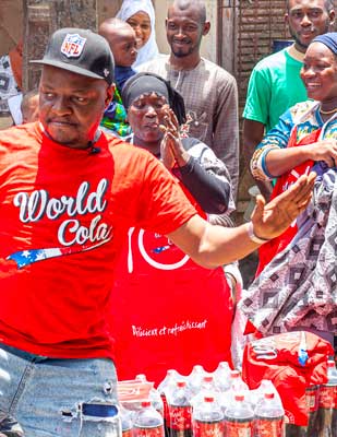 Nos_deux_familles_gagnantes_du_jeu-concours_Ramadan___WORLD_COLA_S_INVITE_CHEZ_VOUS__ont_re?_u_leurs___